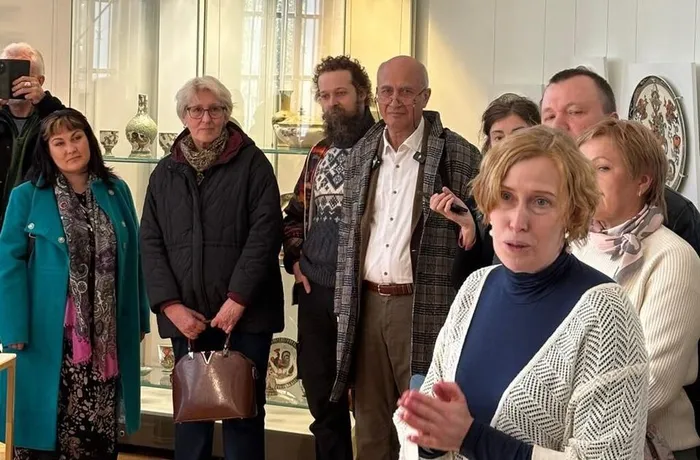 photo_5228724831925693923_y